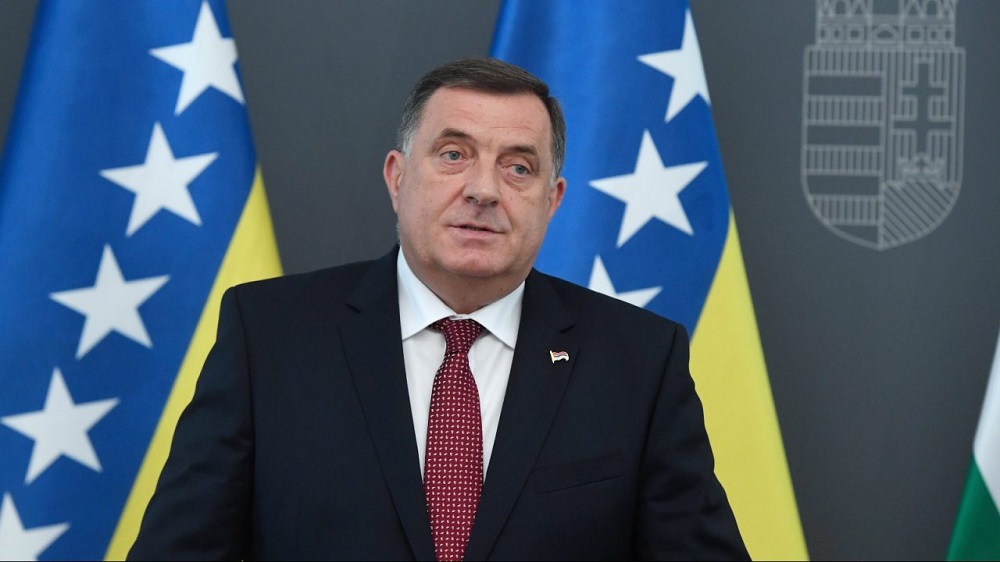 Mohoi gjenocidin ne Srebrenice, nis hetimi per Milorad Dodik